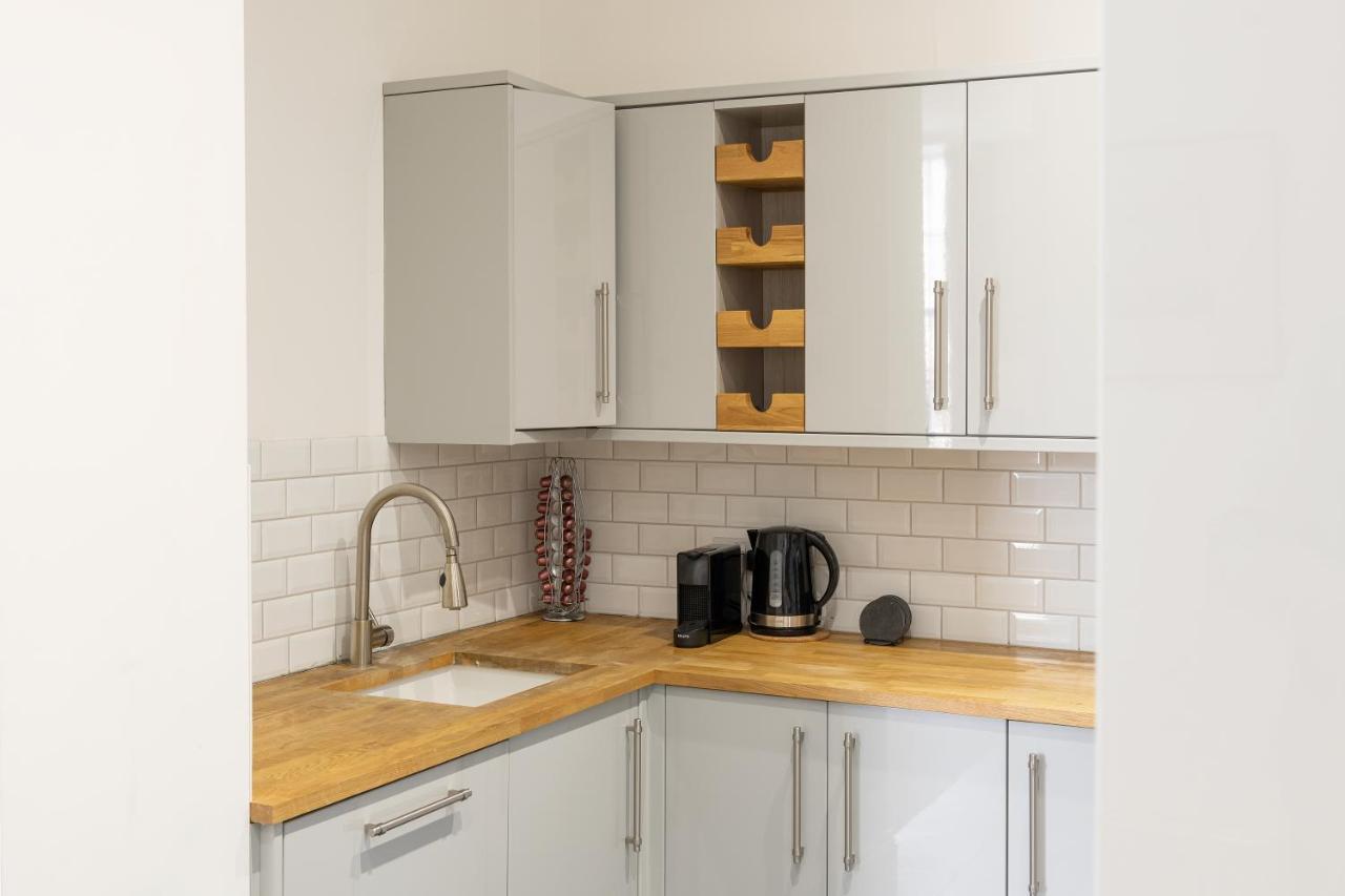 Georgian 2 Bed Apartment With 3 Bathrooms And Parking Εξωτερικό φωτογραφία